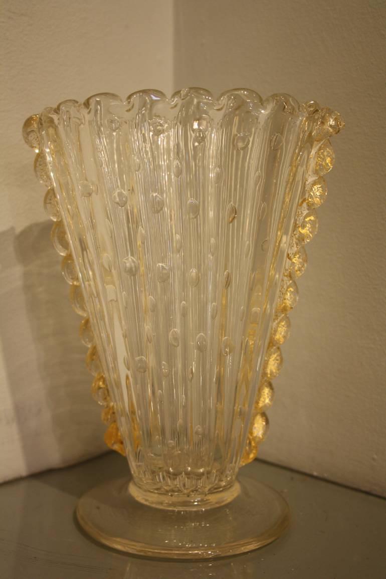 Gold flecked and bubble Murano glass vase, Italian c1950