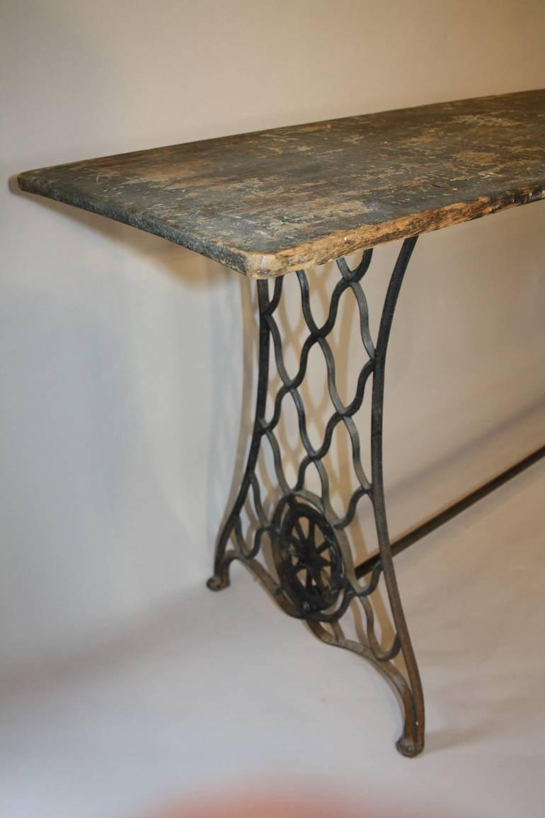 Victorian sewing machine long table/console